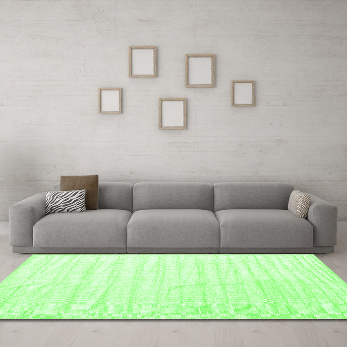 Machine Washable Solid Green Modern Area Rugs in a Living Room,, wshcon1892grn