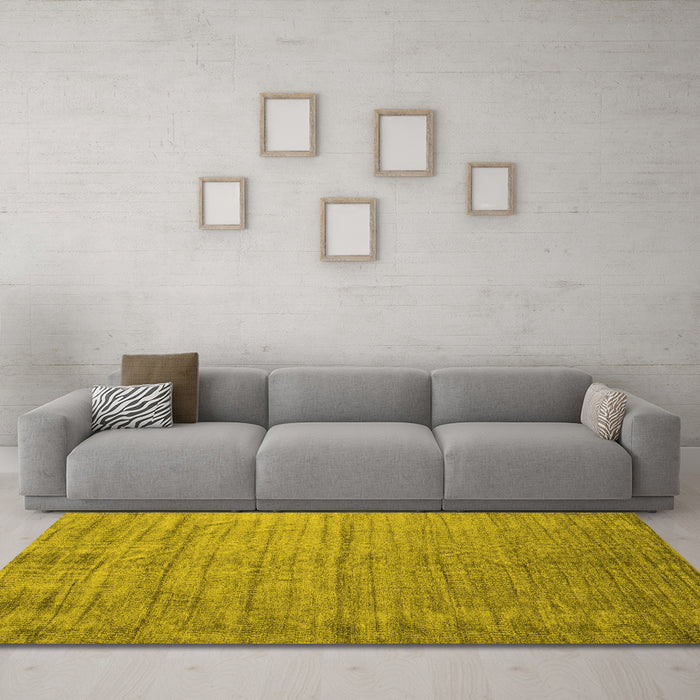 Machine Washable Abstract Yellow Contemporary Rug in a Living Room, wshcon1895yw