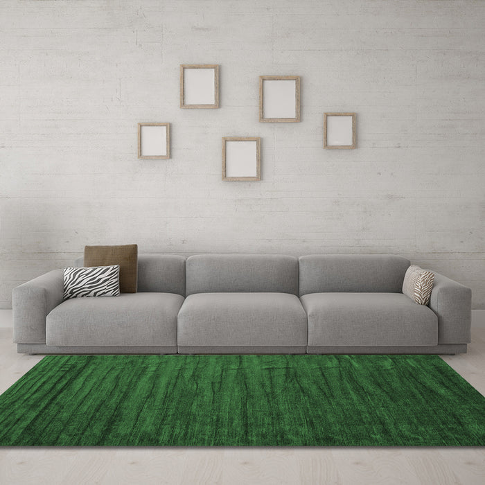 Machine Washable Abstract Emerald Green Contemporary Area Rugs in a Living Room,, wshcon1897emgrn