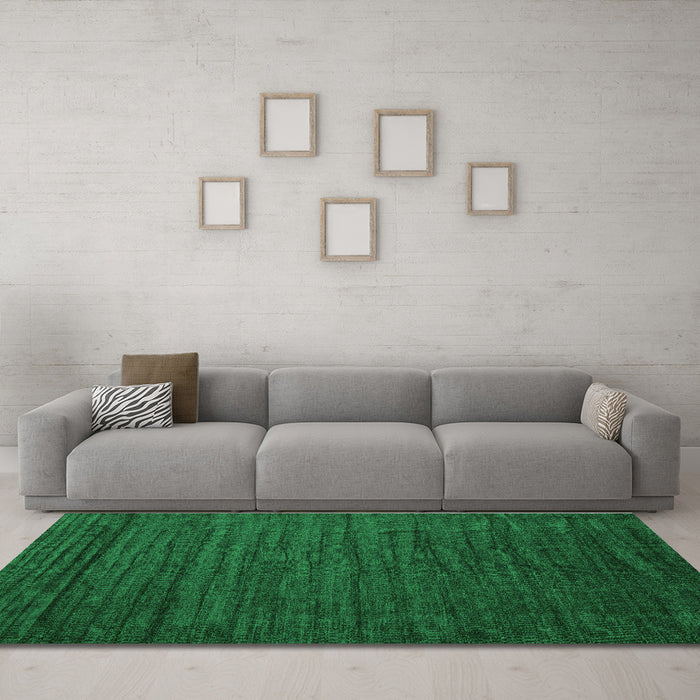 Machine Washable Abstract Green Contemporary Area Rugs in a Living Room,, wshcon1897grn