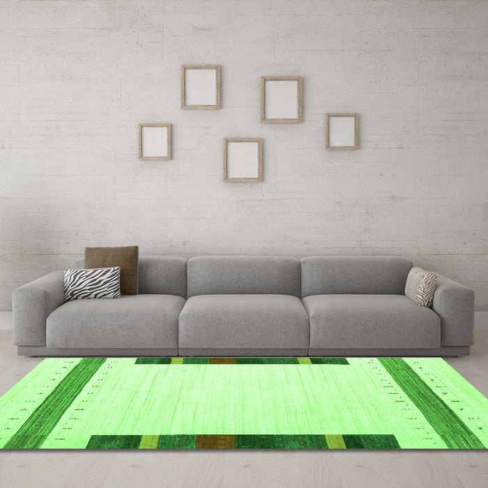 Machine Washable Solid Green Modern Area Rugs in a Living Room,, wshcon1901grn