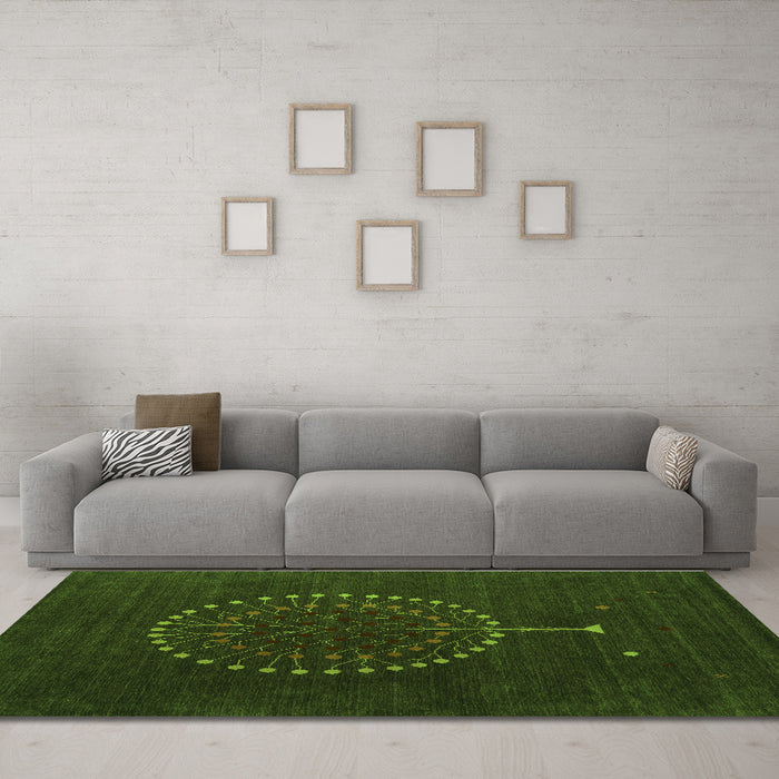 Machine Washable Abstract Green Contemporary Area Rugs in a Living Room,, wshcon1902grn