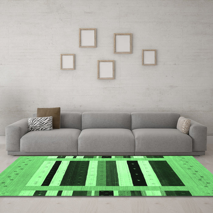 Machine Washable Abstract Emerald Green Contemporary Area Rugs in a Living Room,, wshcon1904emgrn