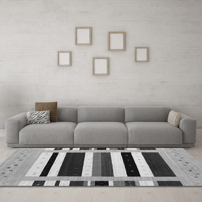 Machine Washable Abstract Gray Contemporary Rug in a Living Room,, wshcon1904gry