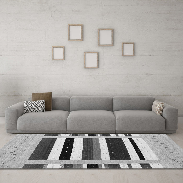Machine Washable Abstract Gray Contemporary Rug in a Living Room,, wshcon1905gry