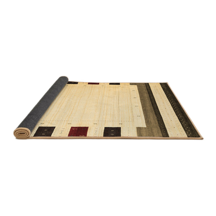 Sideview of Solid Brown Modern Rug, con1911brn