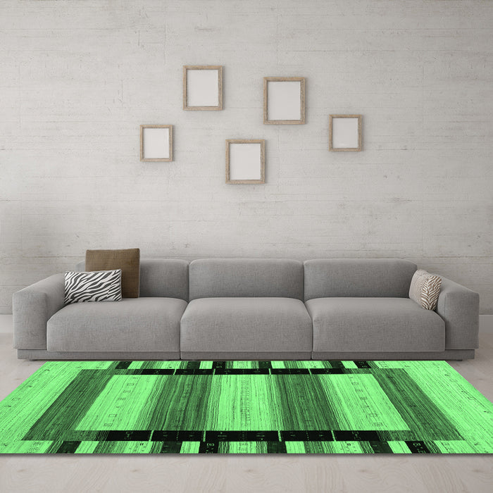 Machine Washable Abstract Emerald Green Contemporary Area Rugs in a Living Room,, wshcon1914emgrn