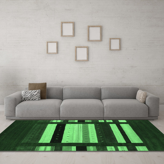 Machine Washable Abstract Emerald Green Contemporary Area Rugs in a Living Room,, wshcon1915emgrn