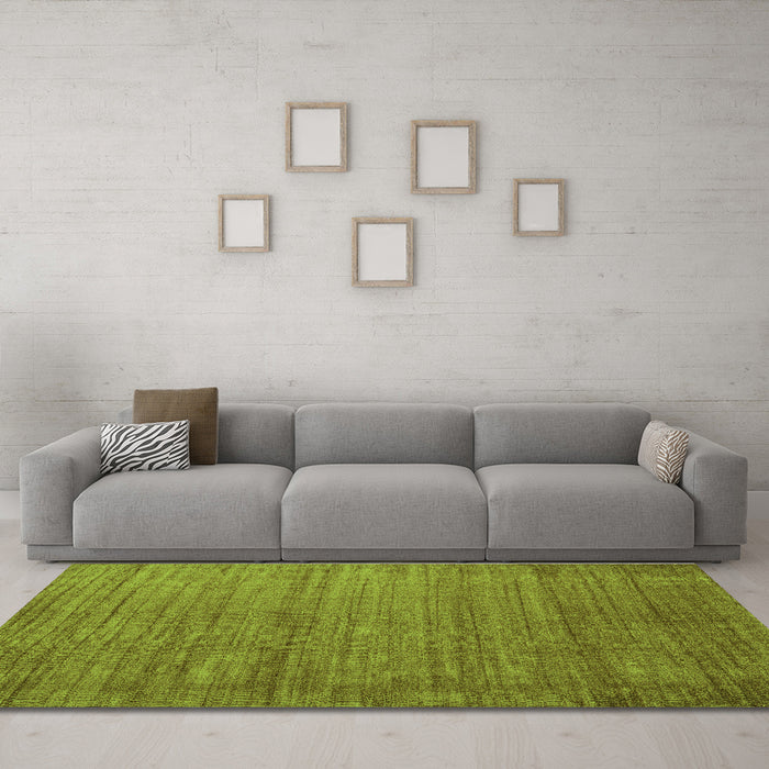 Machine Washable Abstract Green Contemporary Area Rugs in a Living Room,, wshcon1919grn