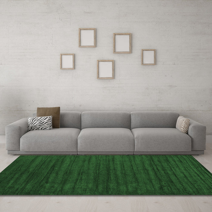 Machine Washable Abstract Emerald Green Contemporary Area Rugs in a Living Room,, wshcon1921emgrn