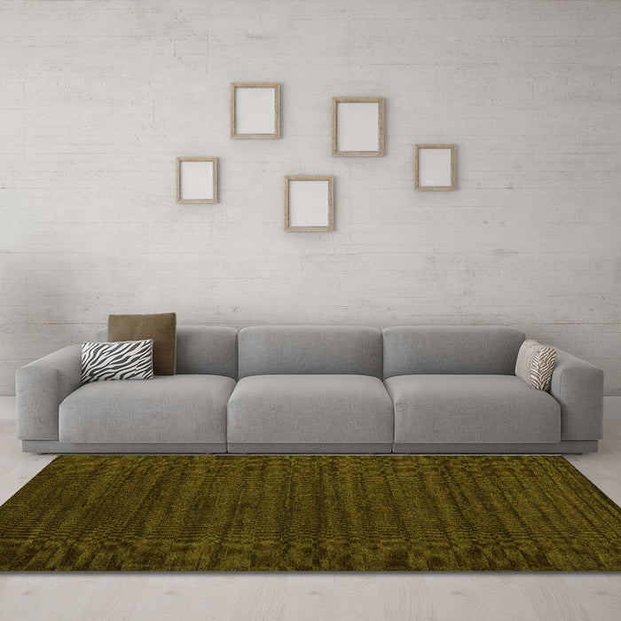 Machine Washable Abstract Green Contemporary Area Rugs in a Living Room,, wshcon1921grn