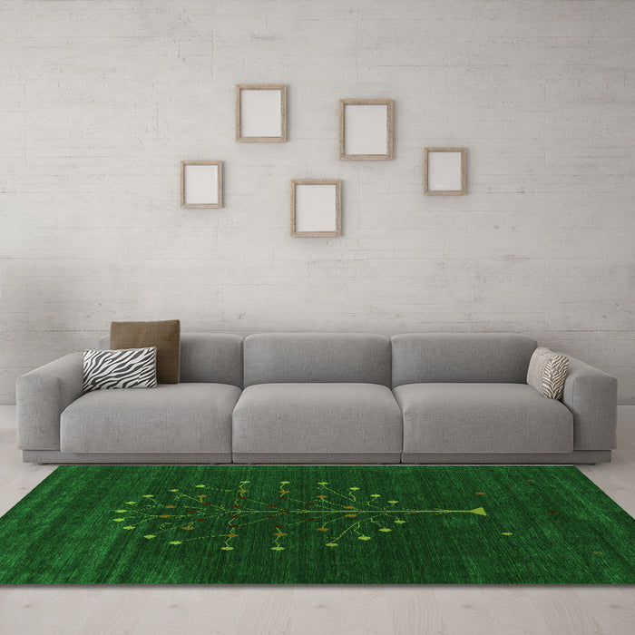 Machine Washable Abstract Green Contemporary Area Rugs in a Living Room,, wshcon1926grn