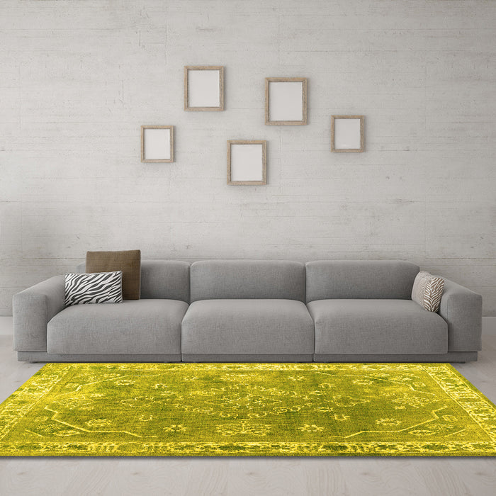 Machine Washable Abstract Yellow Contemporary Rug in a Living Room, wshcon1940yw