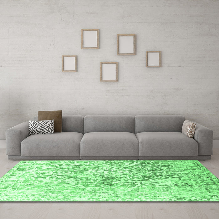 Machine Washable Abstract Emerald Green Contemporary Area Rugs in a Living Room,, wshcon1943emgrn