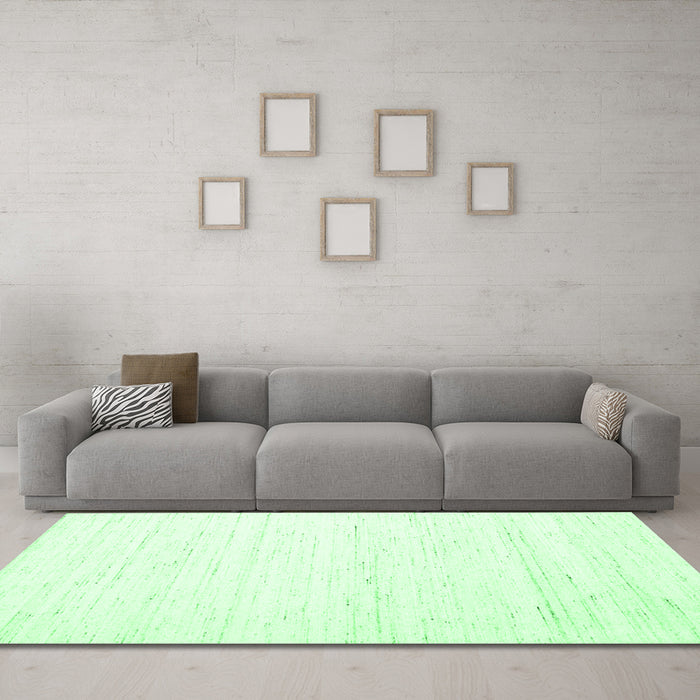Machine Washable Solid Emerald Green Modern Area Rugs in a Living Room,, wshcon1945emgrn