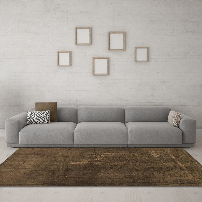 Machine Washable Abstract Brown Contemporary Rug in a Living Room,, wshcon1948brn