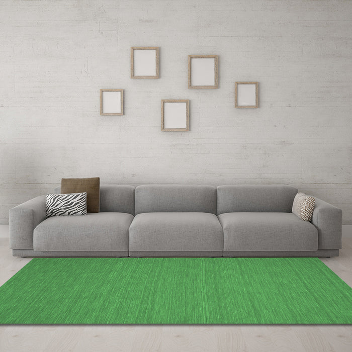 Machine Washable Abstract Emerald Green Contemporary Area Rugs in a Living Room,, wshcon194emgrn