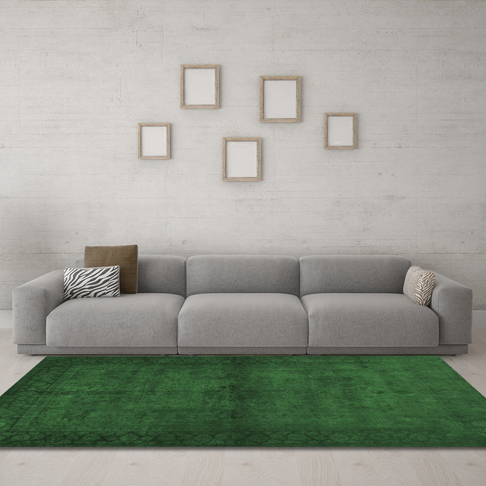 Machine Washable Abstract Emerald Green Contemporary Area Rugs in a Living Room,, wshcon1951emgrn