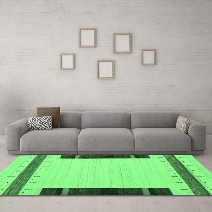 Machine Washable Abstract Emerald Green Contemporary Area Rugs in a Living Room,, wshcon1954emgrn
