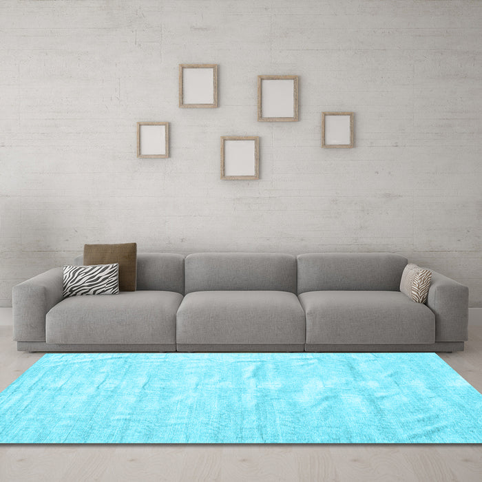 Machine Washable Solid Light Blue Modern Rug in a Living Room, wshcon1960lblu