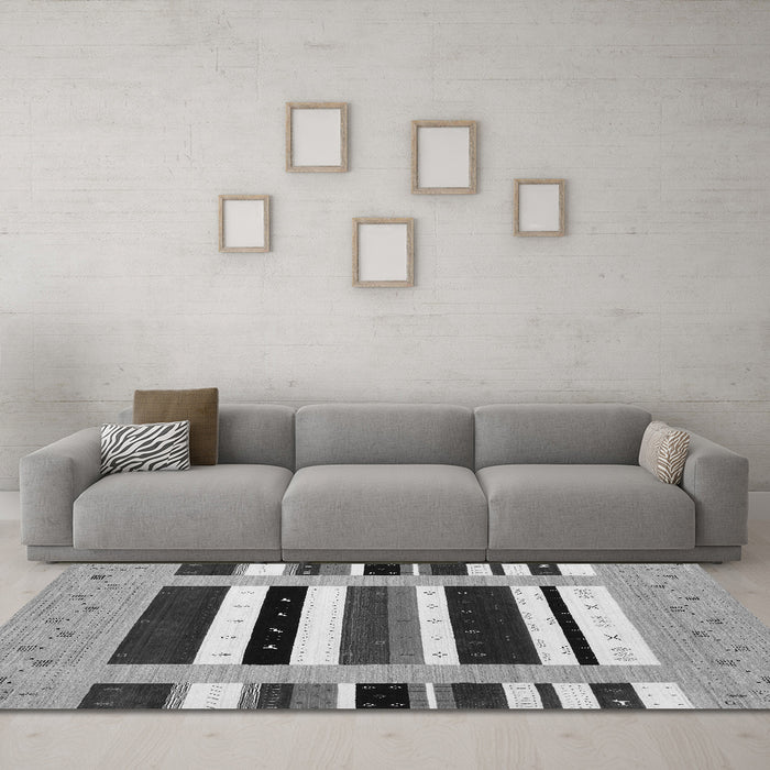 Machine Washable Abstract Gray Contemporary Rug in a Living Room,, wshcon1962gry