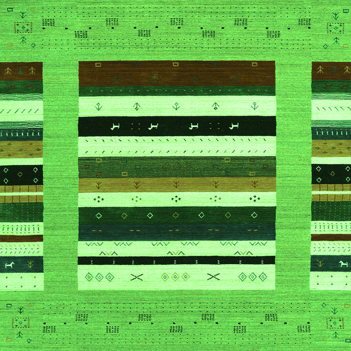 Serging Thickness of Abstract Green Contemporary Rug, con1962grn