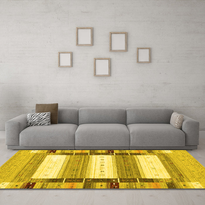 Machine Washable Abstract Yellow Contemporary Rug in a Living Room, wshcon1964yw