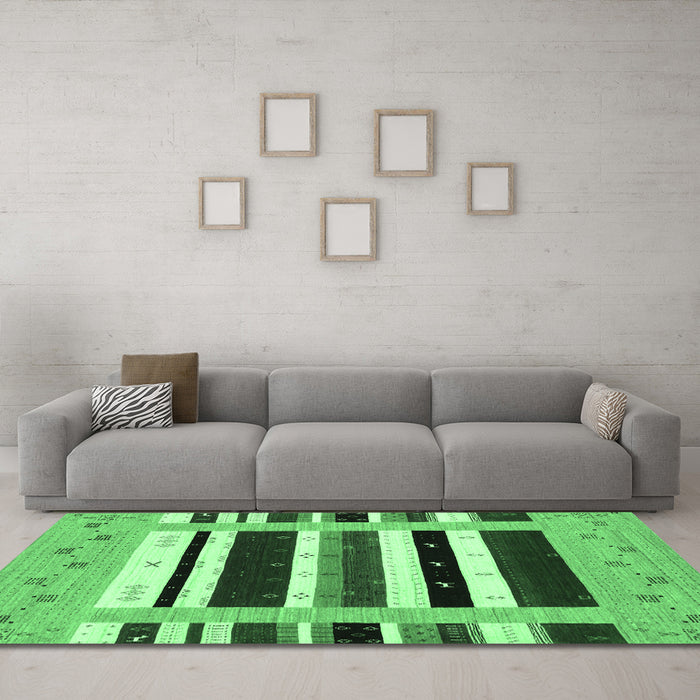 Machine Washable Abstract Emerald Green Contemporary Area Rugs in a Living Room,, wshcon1968emgrn