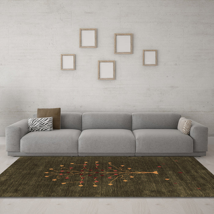 Machine Washable Abstract Brown Contemporary Rug in a Living Room,, wshcon1970brn
