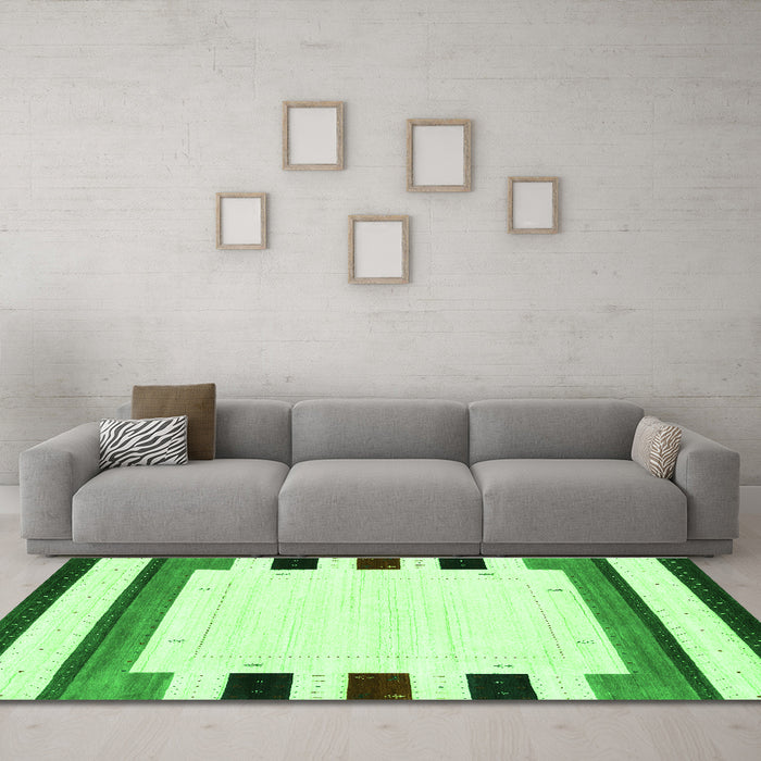 Machine Washable Solid Green Modern Area Rugs in a Living Room,, wshcon1971grn