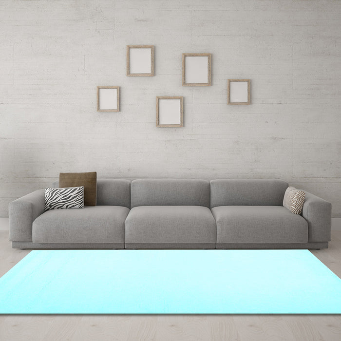 Machine Washable Solid Light Blue Modern Rug in a Living Room, wshcon1973lblu