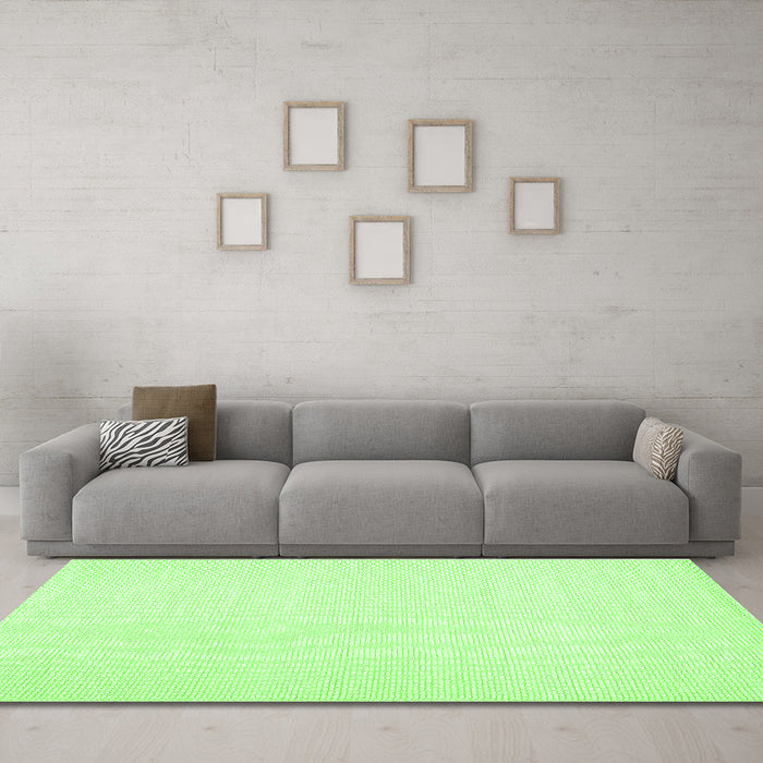 Machine Washable Solid Green Modern Area Rugs in a Living Room,, wshcon1983grn