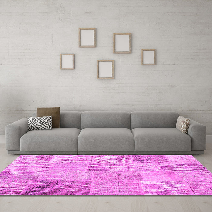 Machine Washable Patchwork Pink Transitional Rug in a Living Room, wshcon1984pnk