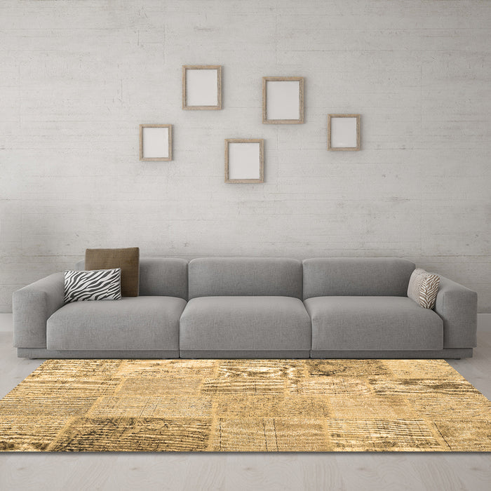 Machine Washable Patchwork Brown Transitional Rug in a Living Room,, wshcon1984brn