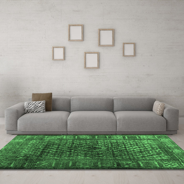 Machine Washable Abstract Emerald Green Contemporary Area Rugs in a Living Room,, wshcon1986emgrn