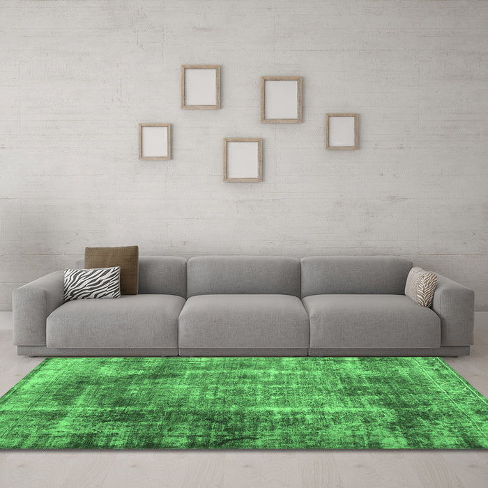 Machine Washable Abstract Emerald Green Contemporary Area Rugs in a Living Room,, wshcon1991emgrn