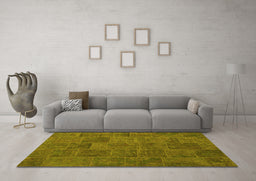 Machine Washable Patchwork Yellow Transitional Rug in a Living Room, wshcon1993yw