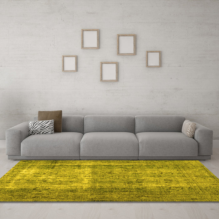Machine Washable Abstract Yellow Contemporary Rug in a Living Room, wshcon1998yw