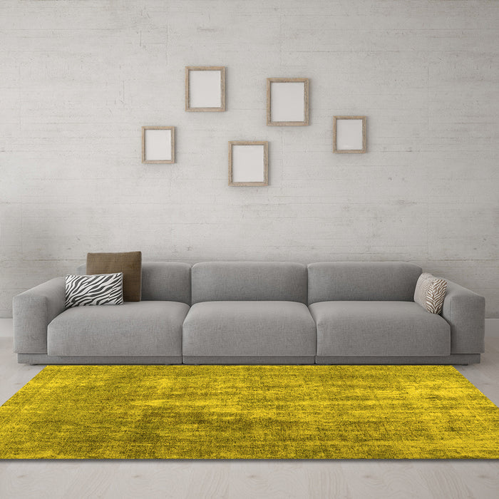 Machine Washable Abstract Yellow Contemporary Rug in a Living Room, wshcon1999yw