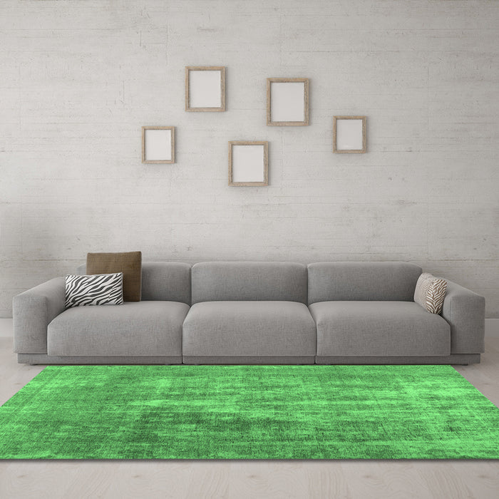 Machine Washable Abstract Emerald Green Contemporary Area Rugs in a Living Room,, wshcon1999emgrn