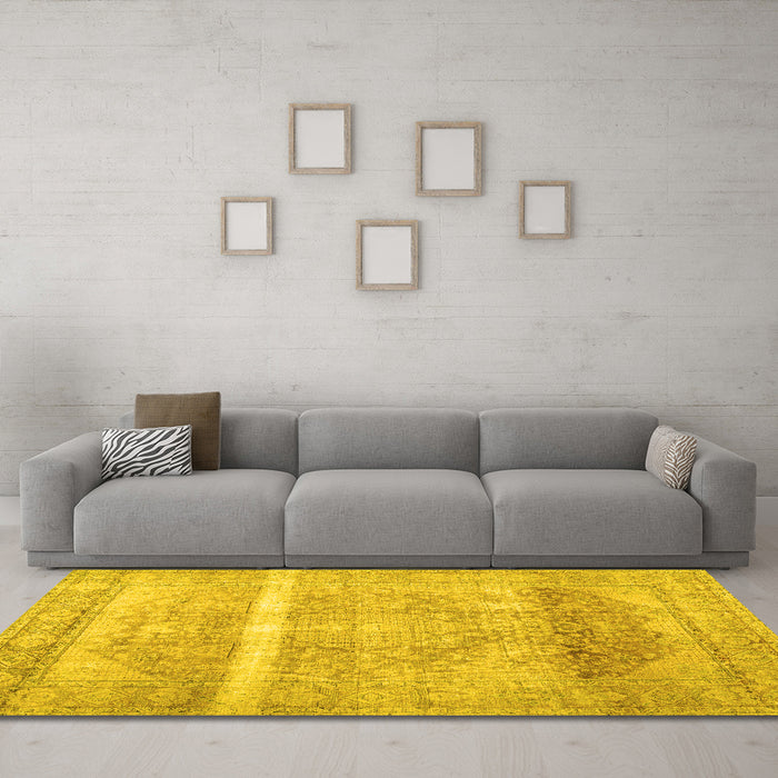 Machine Washable Abstract Yellow Contemporary Rug in a Living Room, wshcon2000yw