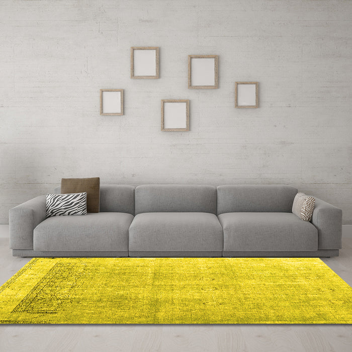 Machine Washable Abstract Yellow Contemporary Rug in a Living Room, wshcon2002yw