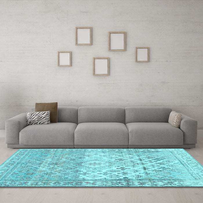 Machine Washable Abstract Light Blue Contemporary Rug in a Living Room, wshcon2008lblu