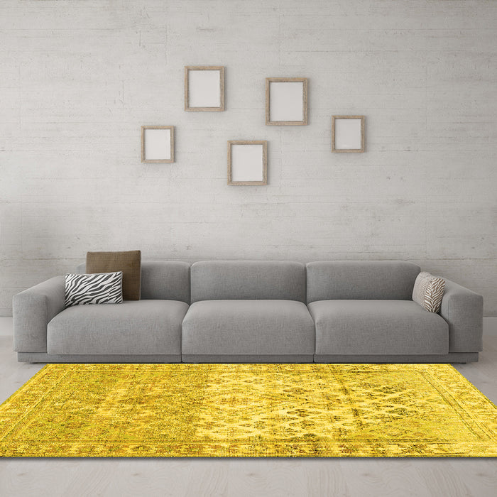 Machine Washable Abstract Yellow Contemporary Rug in a Living Room, wshcon2008yw