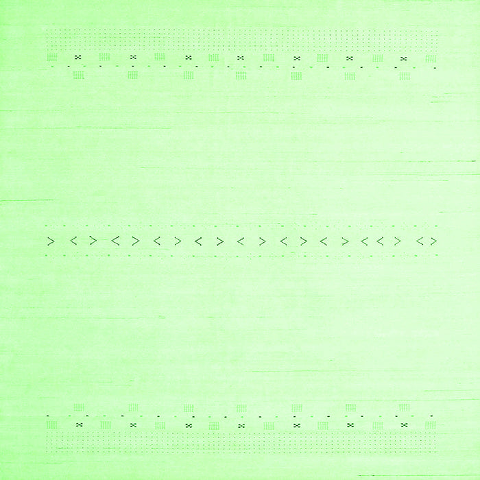 Serging Thickness of Solid Green Modern Rug, con2009grn