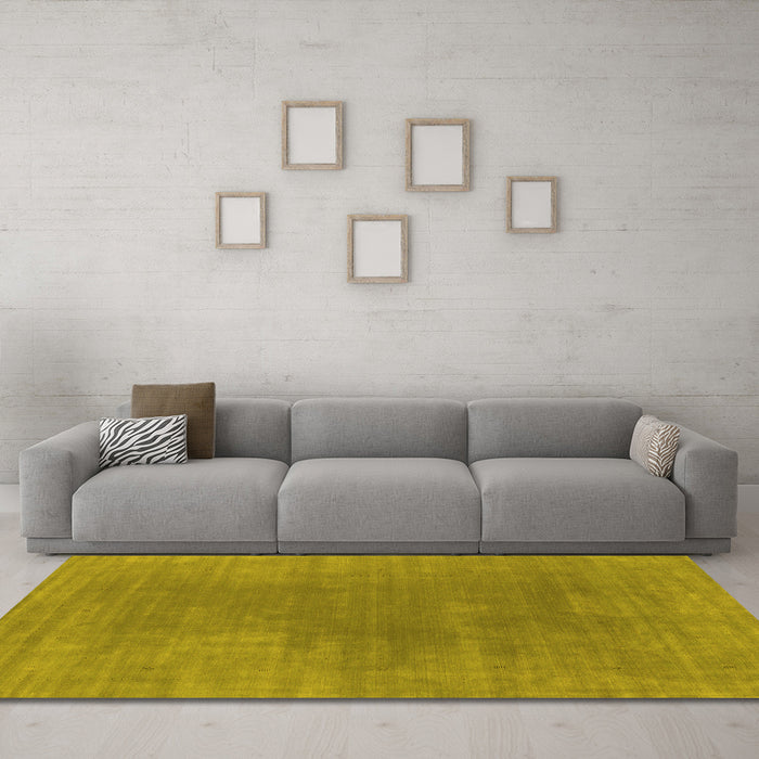Machine Washable Abstract Yellow Contemporary Rug in a Living Room, wshcon2010yw