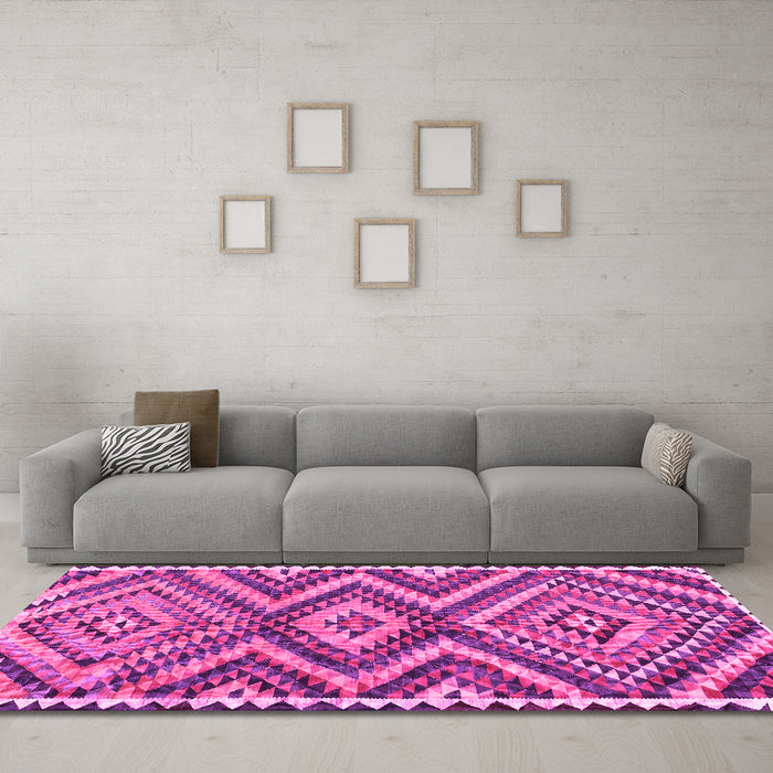 Machine Washable Oriental Pink Traditional Rug in a Living Room, wshcon2018pnk