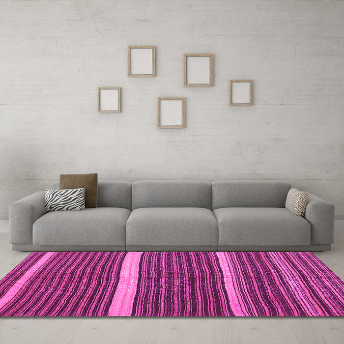 Machine Washable Oriental Pink Traditional Rug in a Living Room, wshcon2023pnk
