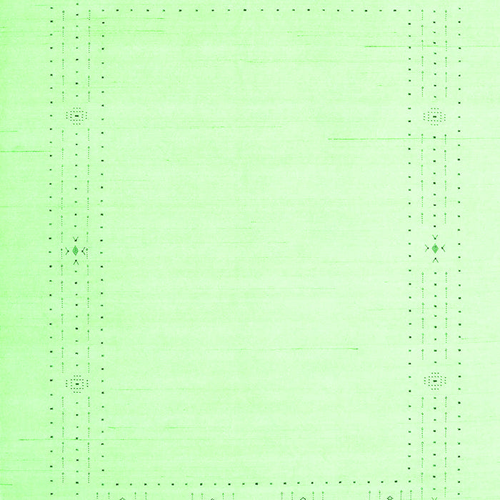 Serging Thickness of Machine Washable Solid Green Modern Area Rugs, wshcon2024grn