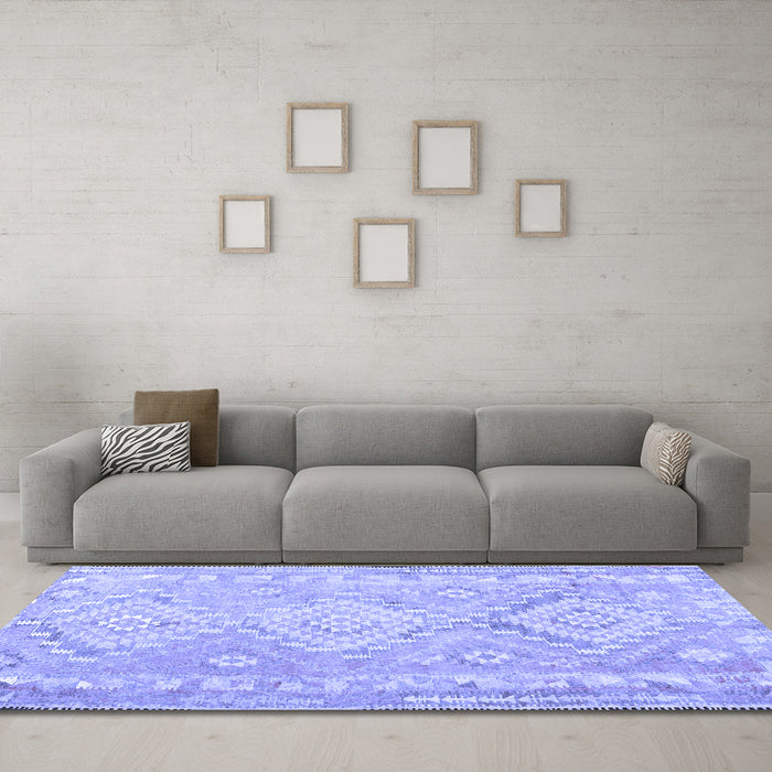 Machine Washable Oriental Blue Traditional Rug in a Living Room, wshcon2027blu